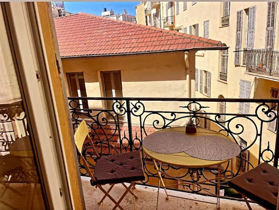 Massena Street, 2 Rooms Balcony 니스 외부 사진